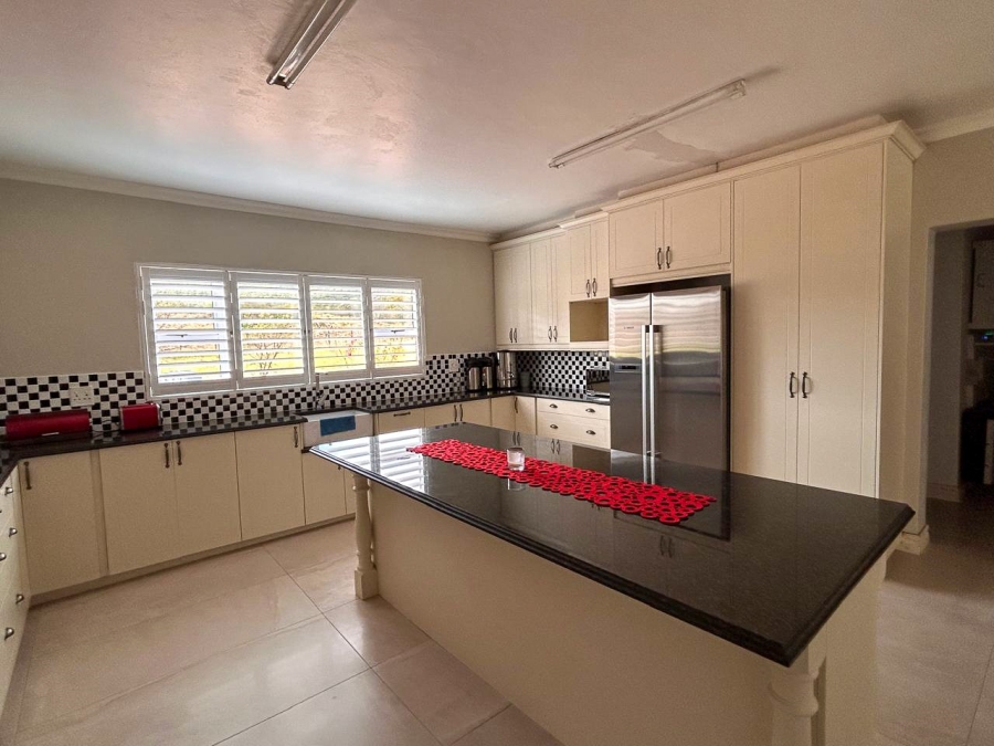 10 Bedroom Property for Sale in Parys Free State